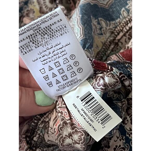 BCBGeneration Scoop Neck Short Sleeve Shorts Romper Sz XS Pink Blue Boho Pull On - Picture 7 of 12